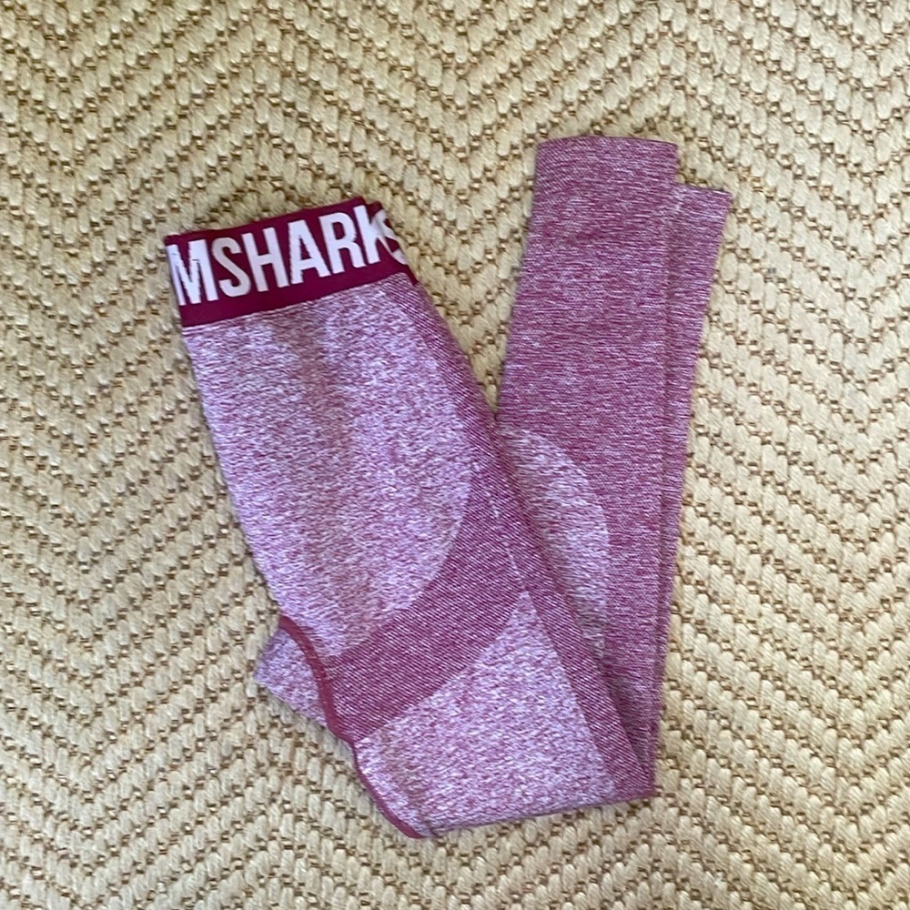 Gymshark - Classic Workout Leggings - Heather Red / Purple - Small